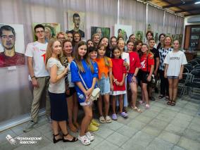 В музее открылась выставка, посвященная бойцам СВО и их семьям
